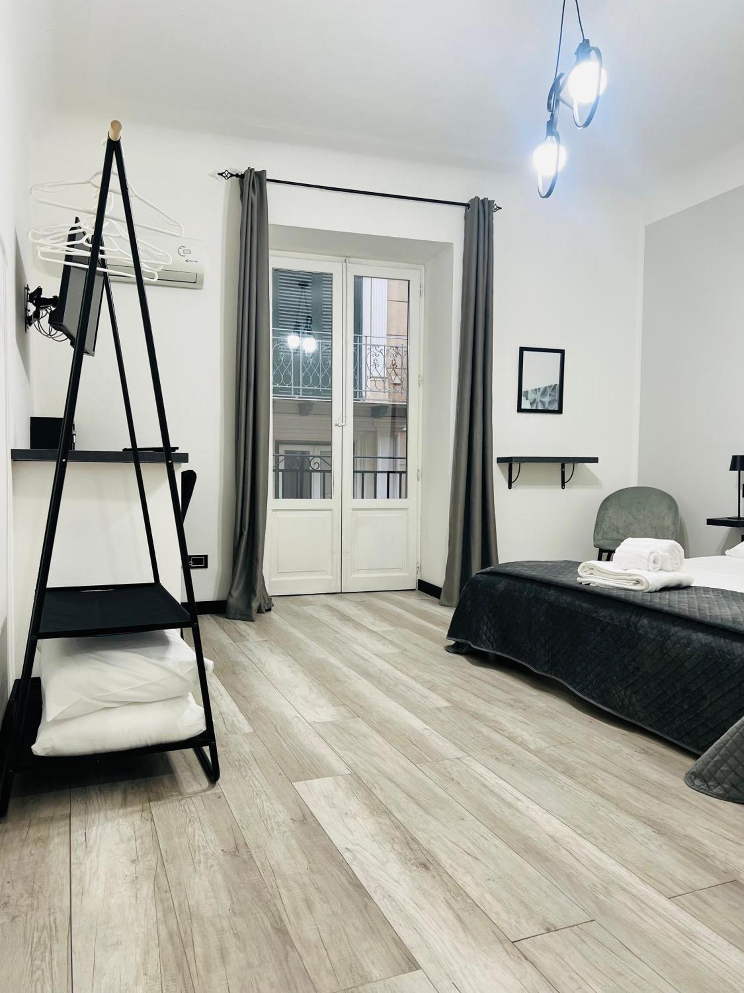 Bibi Rooms And Suite Palermo Exteriér fotografie